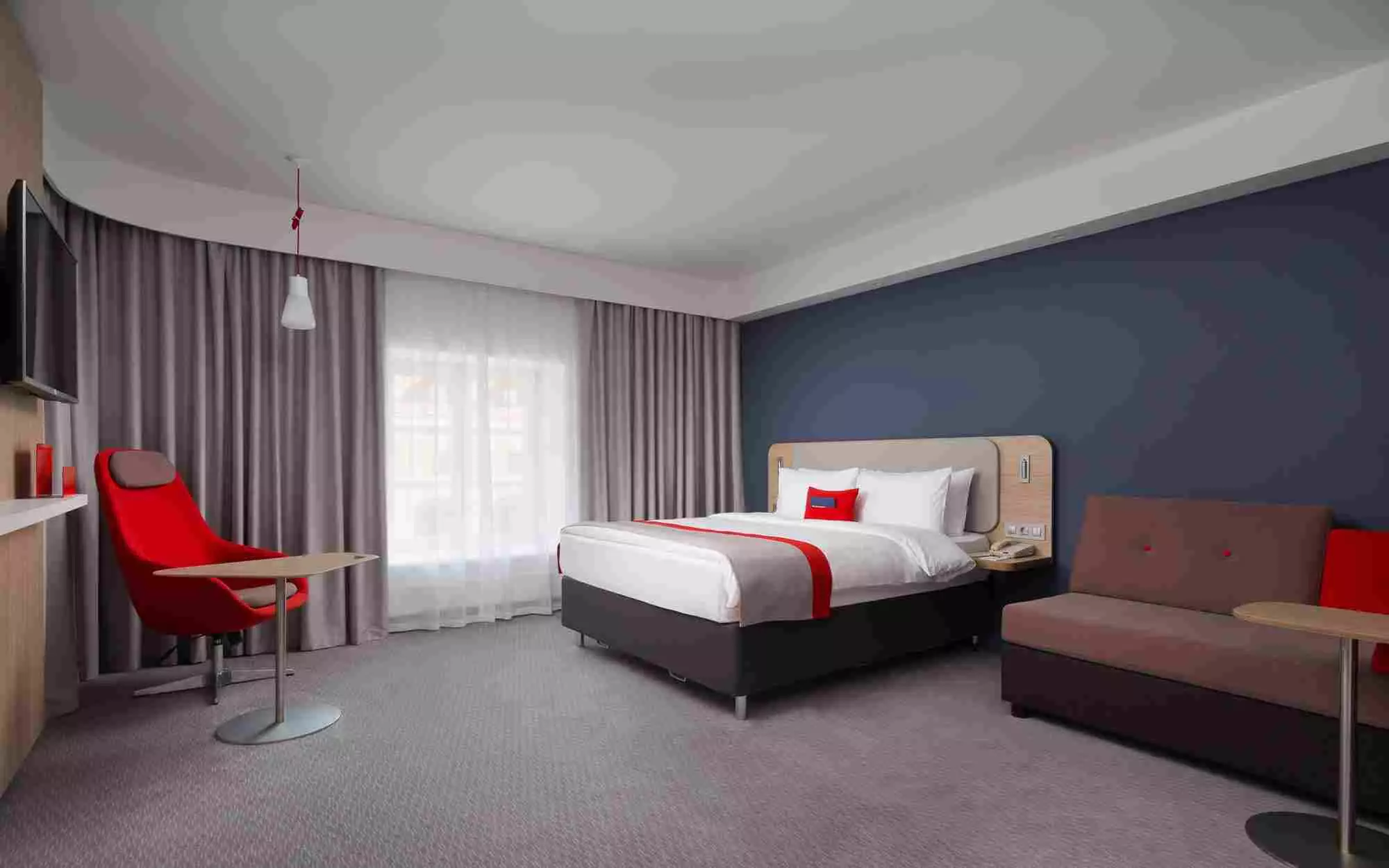 هالیدی این اکسپرس  سادووایا